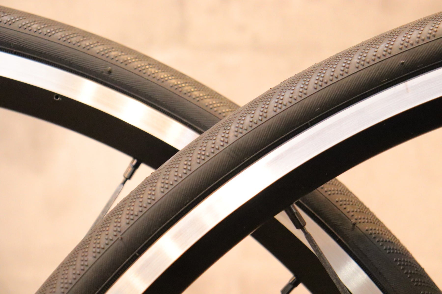 シマノ SHIMANO WH-RS21 アルミ クリンチャー ホイールセット シマノ
