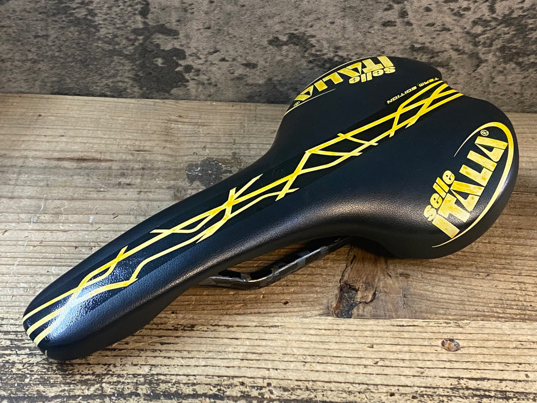JP072 セライタリア selle italia flite TEAM EDITION サドル 黄 カーボンレール