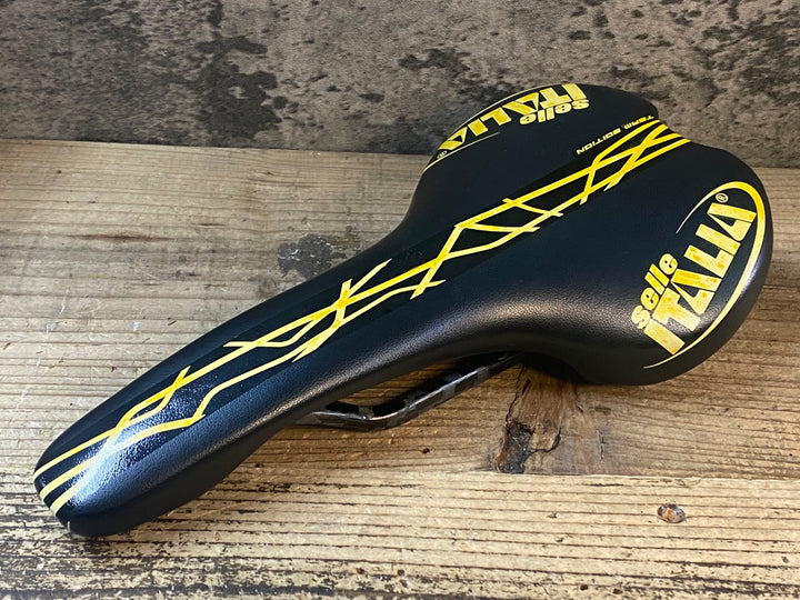 JP072 セライタリア selle italia flite TEAM EDITION サドル 黄 カーボンレール