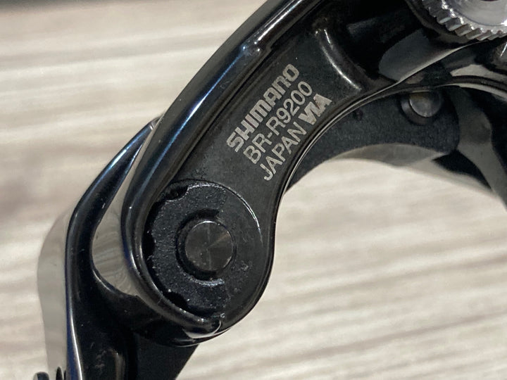 KB156 シマノ SHIMANO デュラエース DURA-ACE BR-R9200 ブレーキキャリパー 前後セット ※ナット破損の為ジャンク