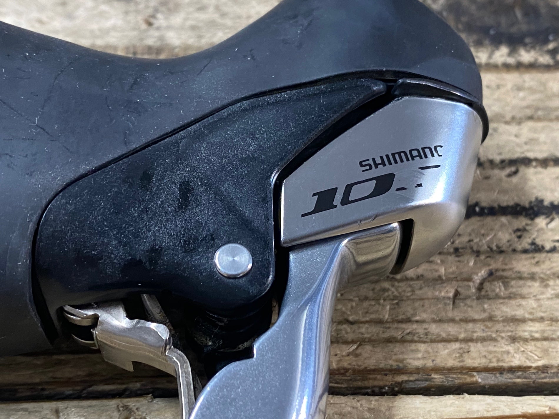 KB454 シマノ SHIMANO 105 ST-5700 STIレバー 2x10S ※右側変速不良