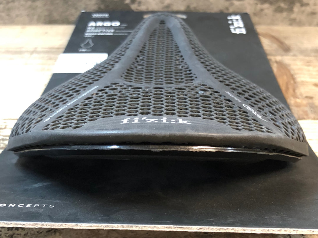 JR952 フィジーク fizik アルゴ ARGO R3 ADAPTIVE サドル 黒 kiumレール 140mm ※未使用