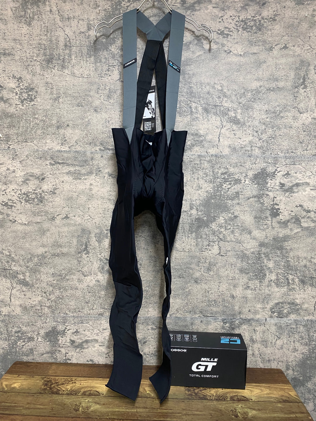 JN481 アソス assos ミレ MILLE GT 3/3 BibTights C2 裏起毛 ビブタイツ 黒 L 未使用品