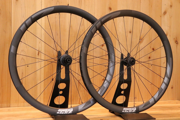 ジップ ZIPP 303 FIRECREST DISC カーボン チューブレスレディ ホイールセット シマノ 11S/12S フックレス 【芦屋店】