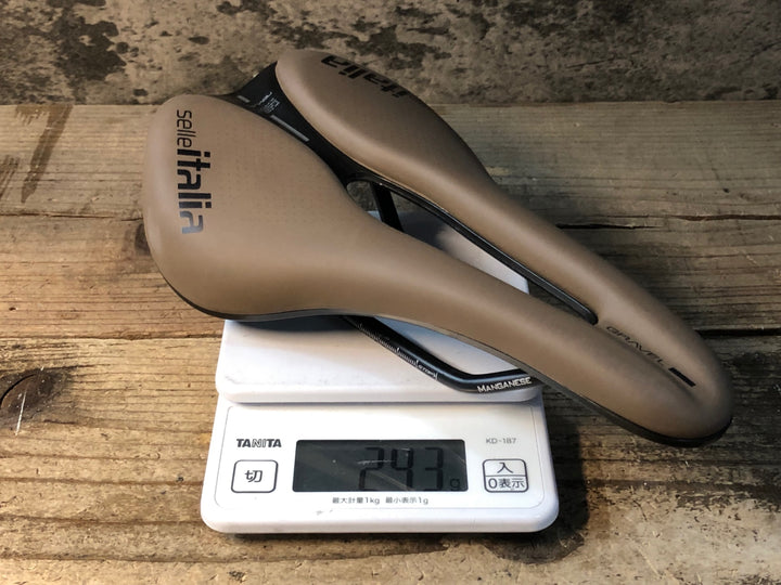 JV308 セライタリア selle italia NOVUS EVO BOOST GRAVEL サドル 茶 146mm MANGANESE レール