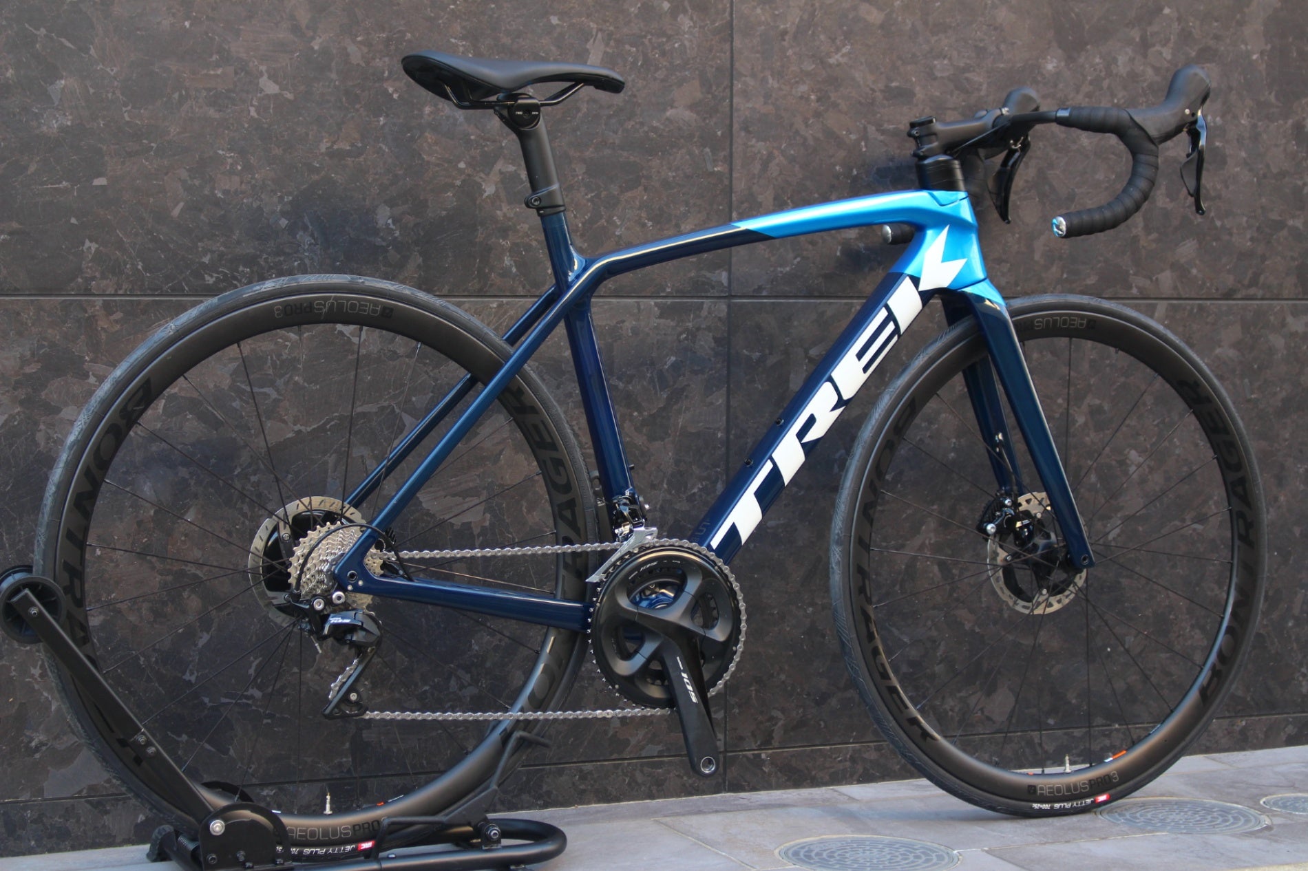 トレック TREK エモンダ EMONDA SL5 DISC 2021年モデル 52サイズ