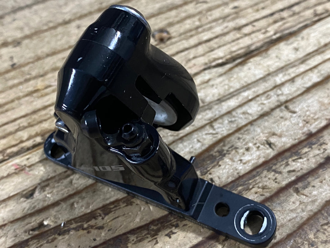 KI057 シマノ SHIMANO 105 BR-R7070 ディスクブレーキ キャリパー 前後セット リアボルト38mm/Y8N208020