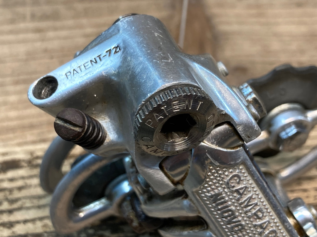 JB981 カンパニョーロ CAMPAGNOLO ヌーボレコード NUOVO RECORD リアディレイラー ※プーリー割れ