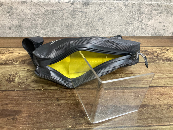 JW354 アピデュラ APIDURA DRY EXPEDITION TOP TUBE PACK トップチューブバッグ グレー 1L