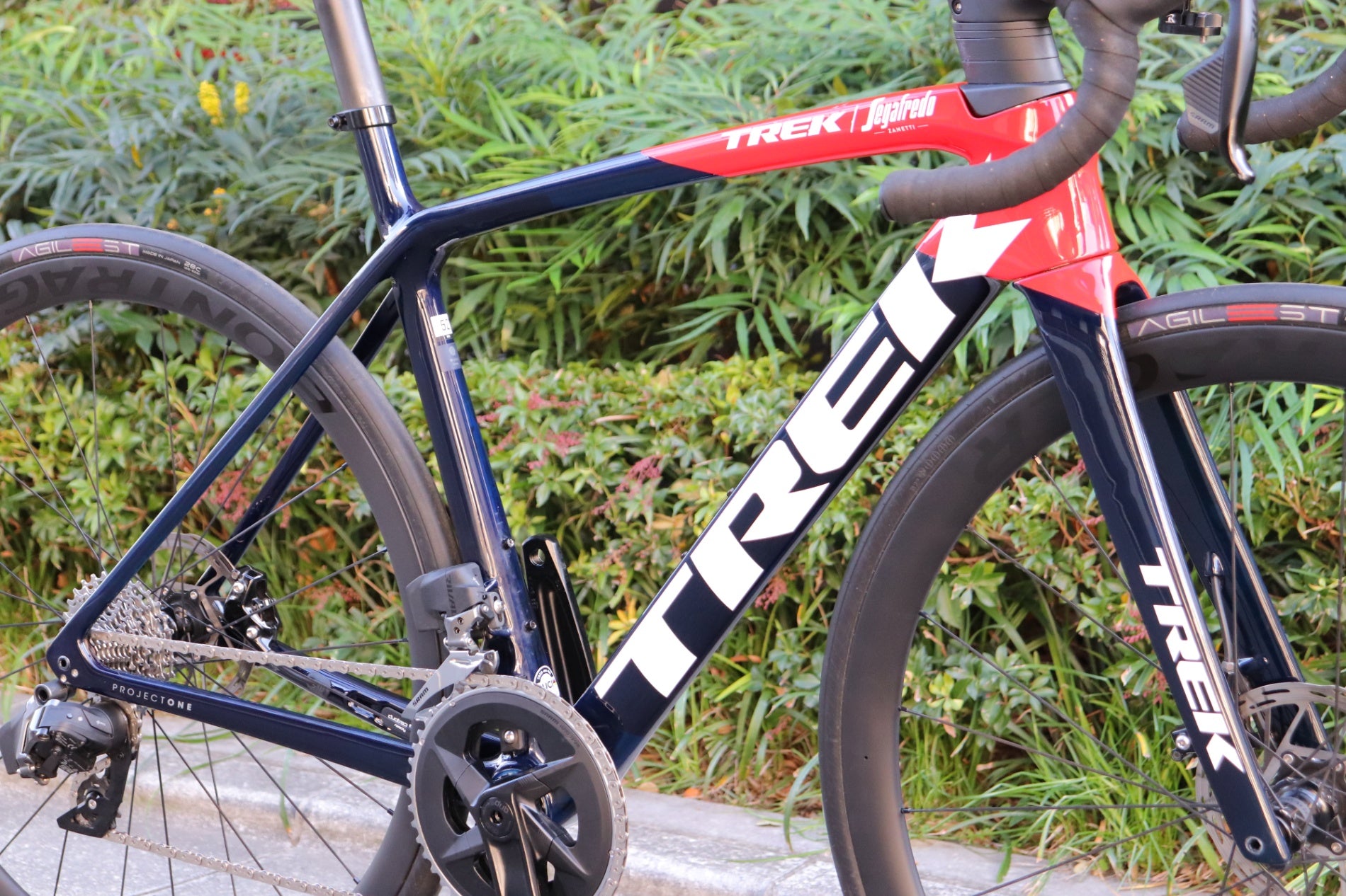 トレック TREK エモンダ EMONDA SLR 6 AXS 2023年 52サイズ SRAM Rival