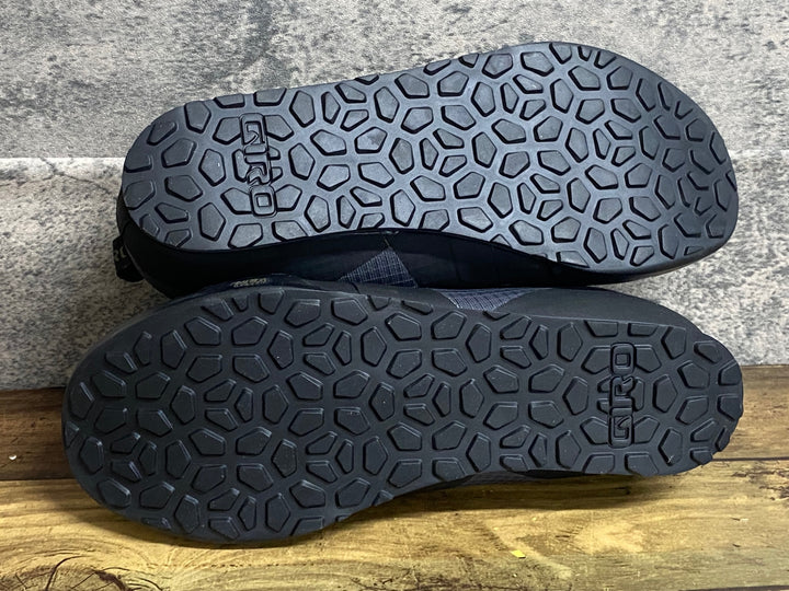 KM248 ジロ GIRO TRACKER FASTLACE フラットシューズ グレー EU42