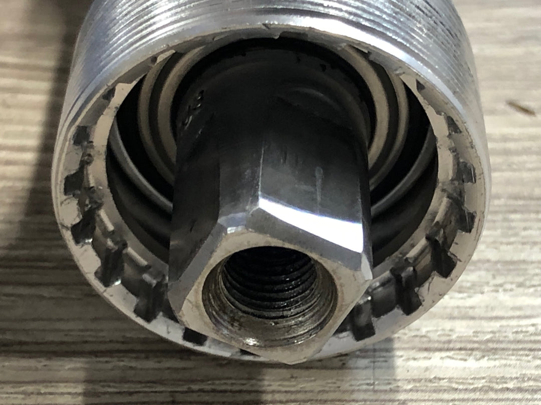JM132 シマノ SHIMANO デュラエース DURA-ACE BB-7410 ボトムブラケット スクエア 103mm JIS