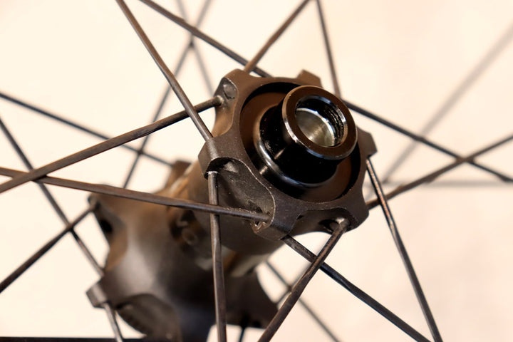 ボントレガー BONTRAGER アイオロス プロ Aeolus PRO 3V カーボン ディスク フロントホイール 【千葉店】