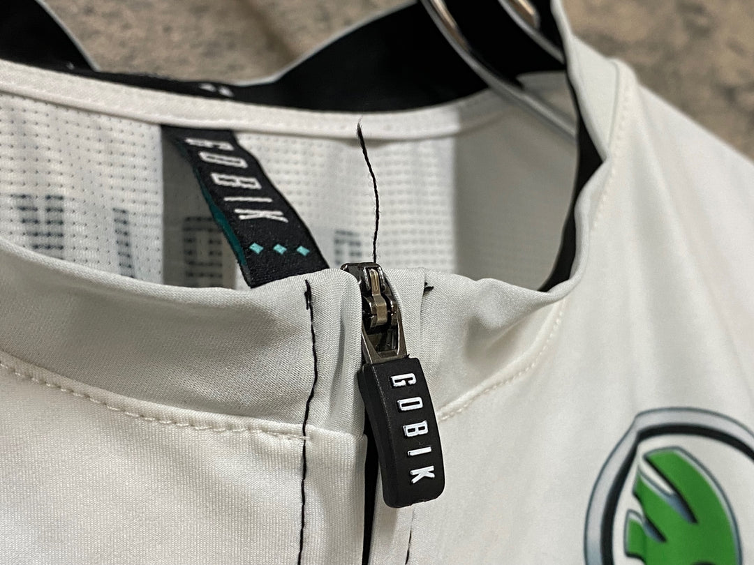 KD948 ゴビック GOBIK 半袖 サイクルジャージ 白 黒 M KOMETA Cycling Team