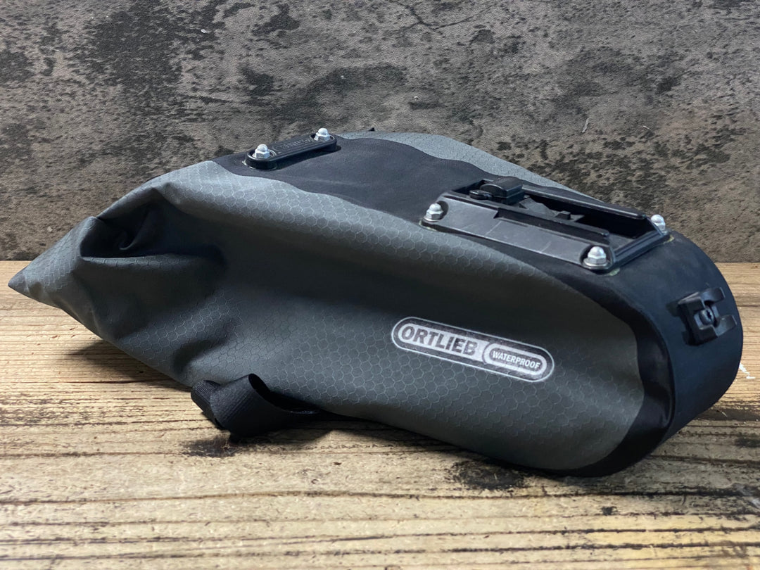 KG979 オルトリーブ ORTLIEB サドルバッグ WATERPROOF ※マウンティングセット欠品