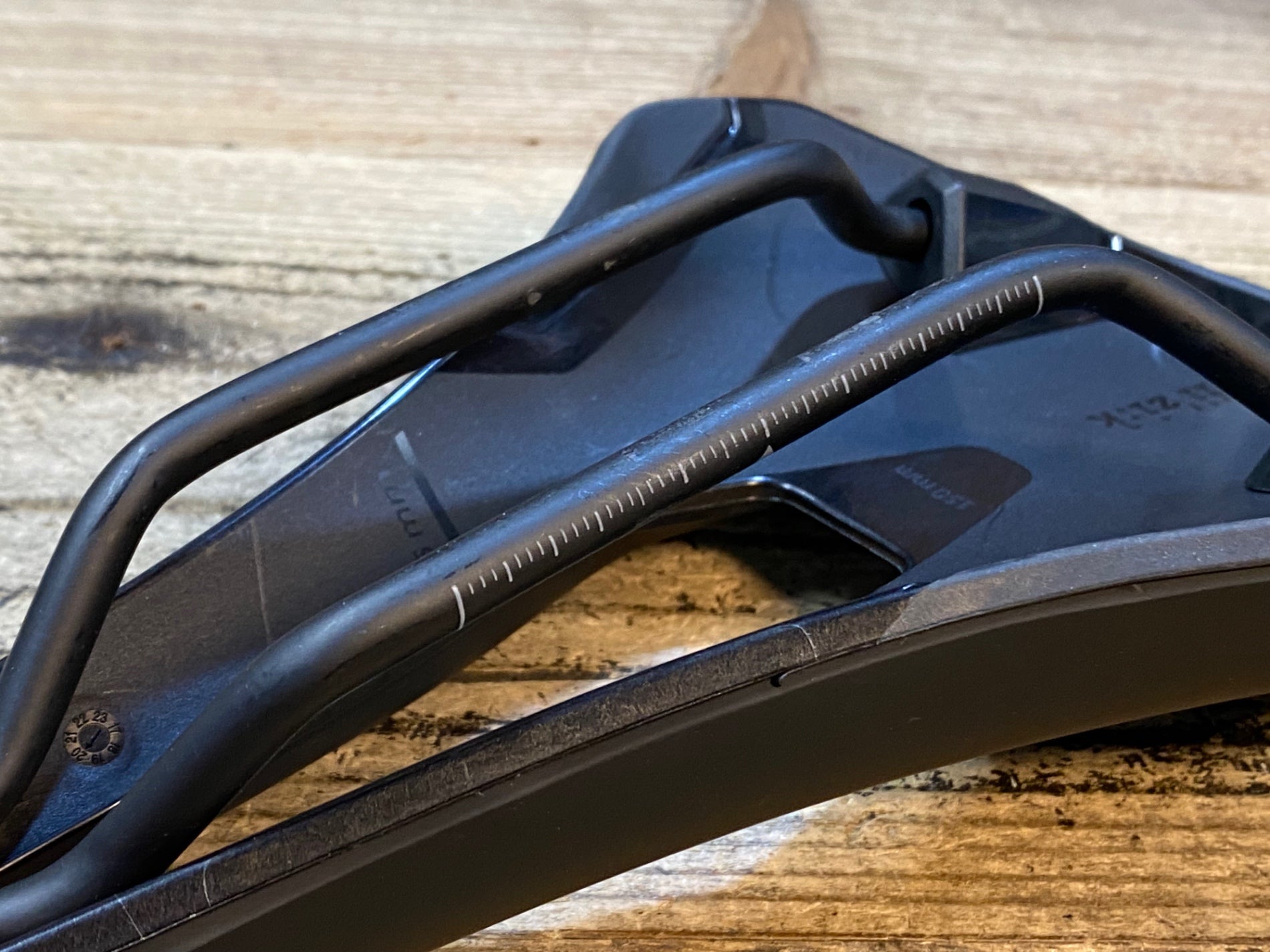 JX799 フィジーク fizik テンポ アルゴ TEMPO ARGO R5 サドル スチール