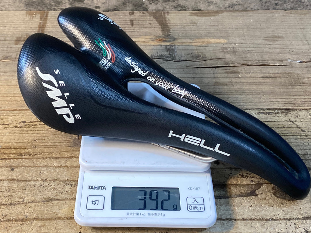 JX236 SELLE SMP HELL サドル 黒 aisi 304 tubeレール 145mm