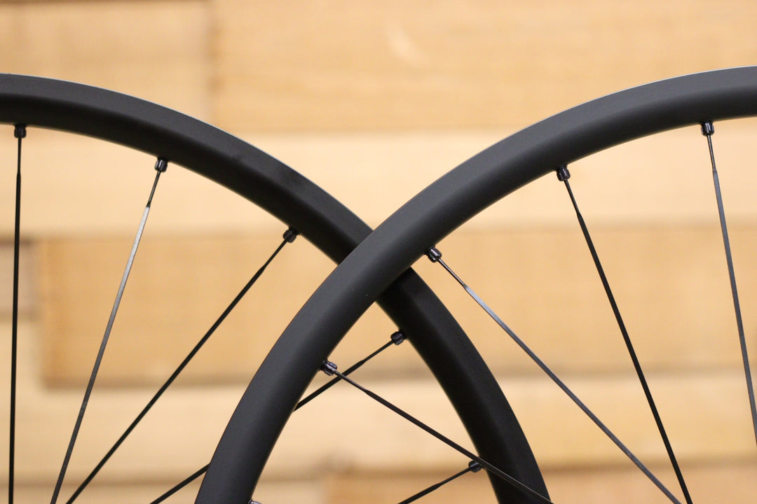 マヴィック MAVIC キシリウム KSYRIUM S 25 DISC アルミ チューブレスレディ ホイールセット シマノ 12/11S 【立川店】