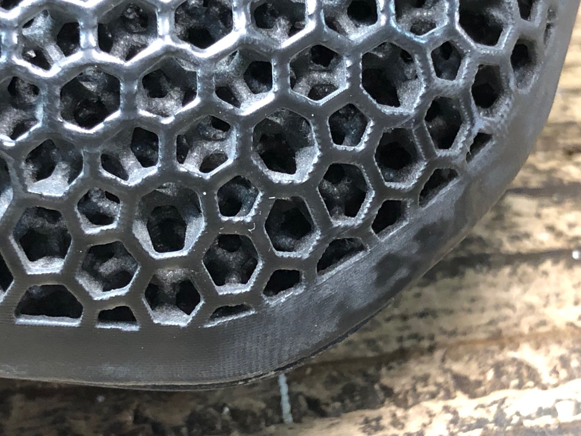 JD401 フィジーク fizik VENTO ARGO R1 ADAPTIVE サドル 150mm