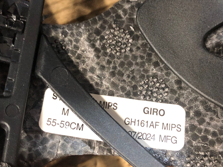KA177 ジロ GIRO シンタックス SYNTAX MIPS AF ヘルメット 黒 M 2024年7月製造