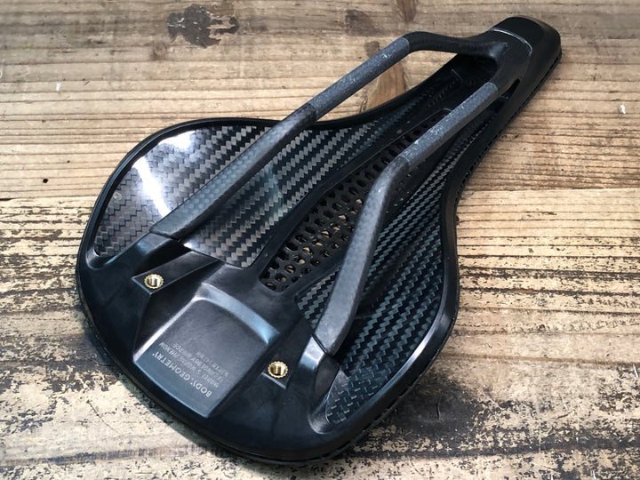 JM658 スペシャライズド SPECIALIZED エスワークス S-WORKS PHENOM MIRROR サドル 黒 カーボンレール 143mm