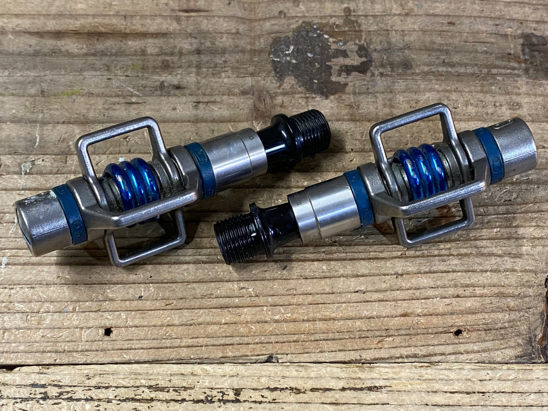 JP363 クランクブラザーズ Crankbrothers エッグビーター Eggbeater3 ビンディングペダル 青 クロモリ ※軸のガタつき