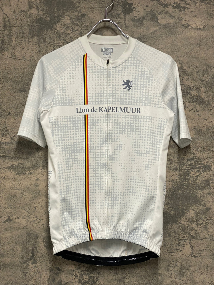 JU090 リオンドカペルミュール Lion de KAPELMUUR 半袖 サイクルジャージ 白 M