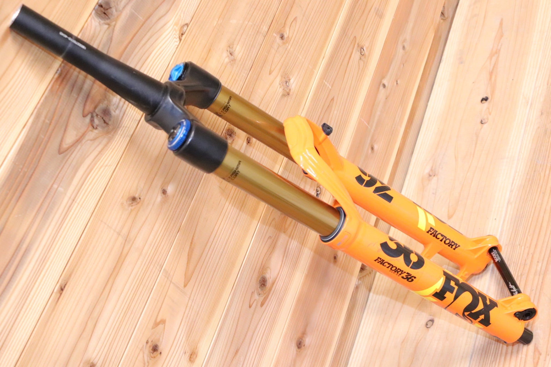 フォックス FOX 36 FLOAT GRIP2 FACTORY BOOST 27.5 MTB