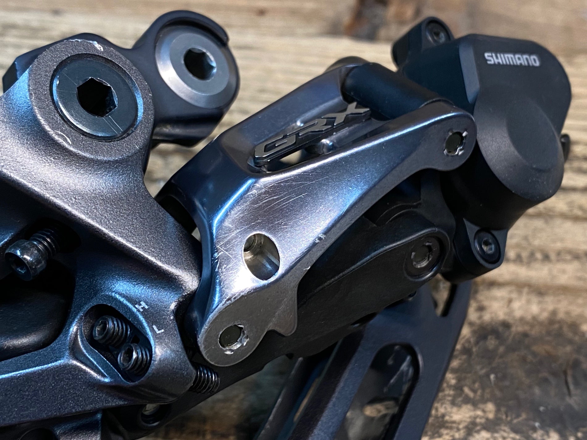 JN663 シマノ SHIMANO GRX RD-RX815 リアディレイラー 11S Di2 電動