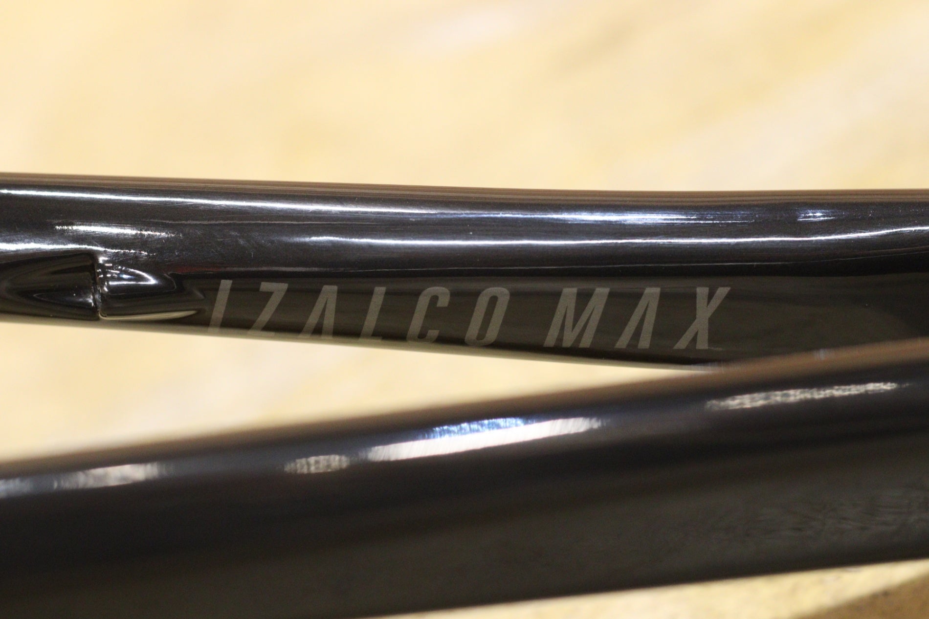 フォーカス FOCUS イザルコマックス ディスク IZALCO MAX DISC 9 2022
