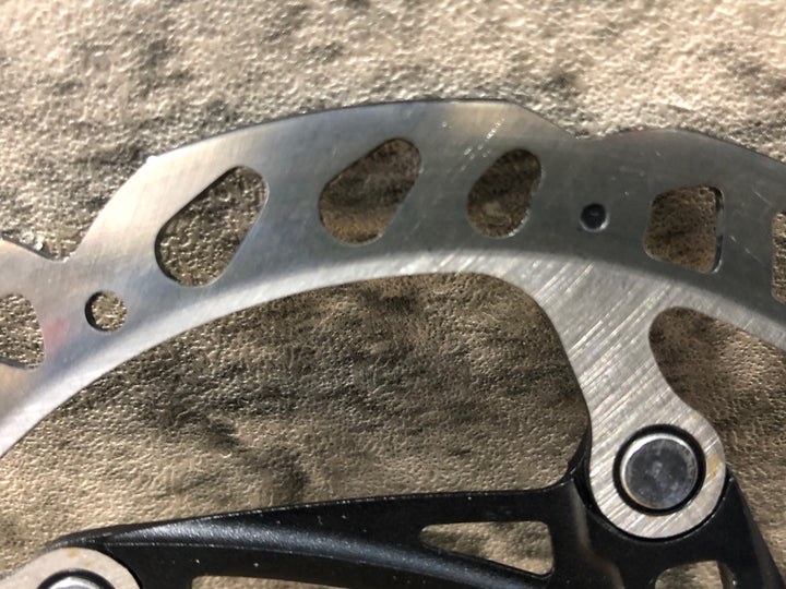 KQ820 スイスストップ Swissstop CATALYST RACE ディスクブレーキローター Φ140 厚さ1.85mm