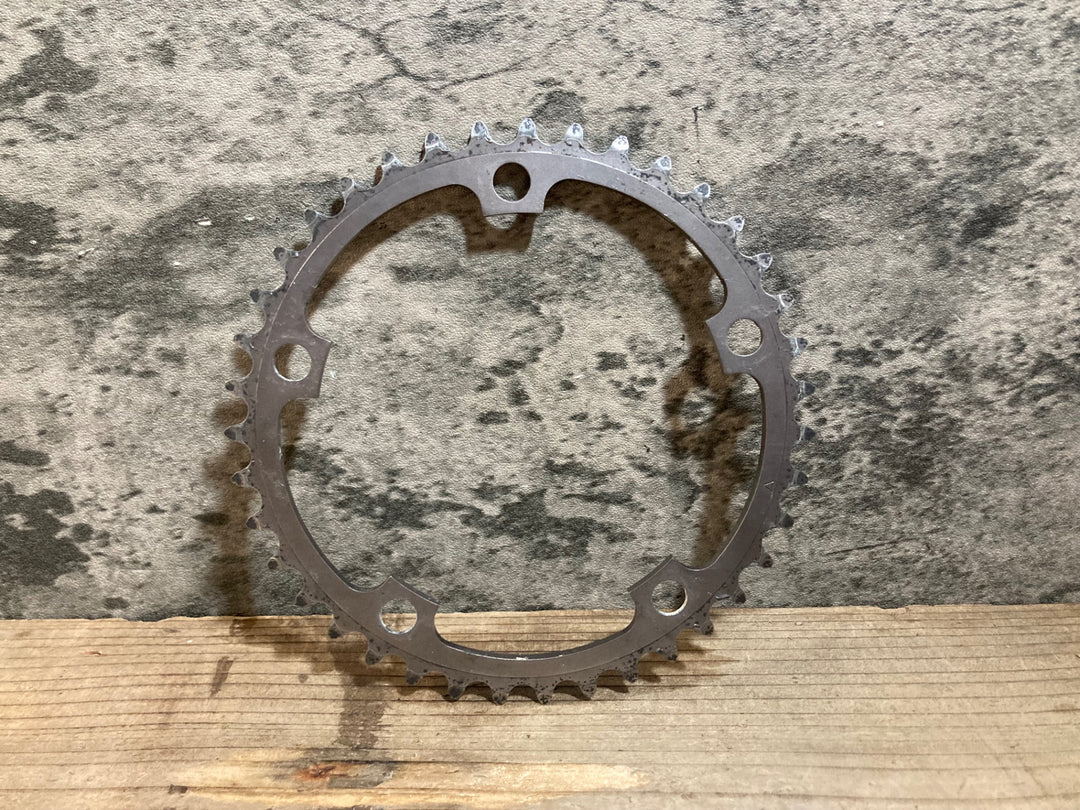 KC985 シマノ SHIMANO チェーンリング PCD130 39T 腐食あり