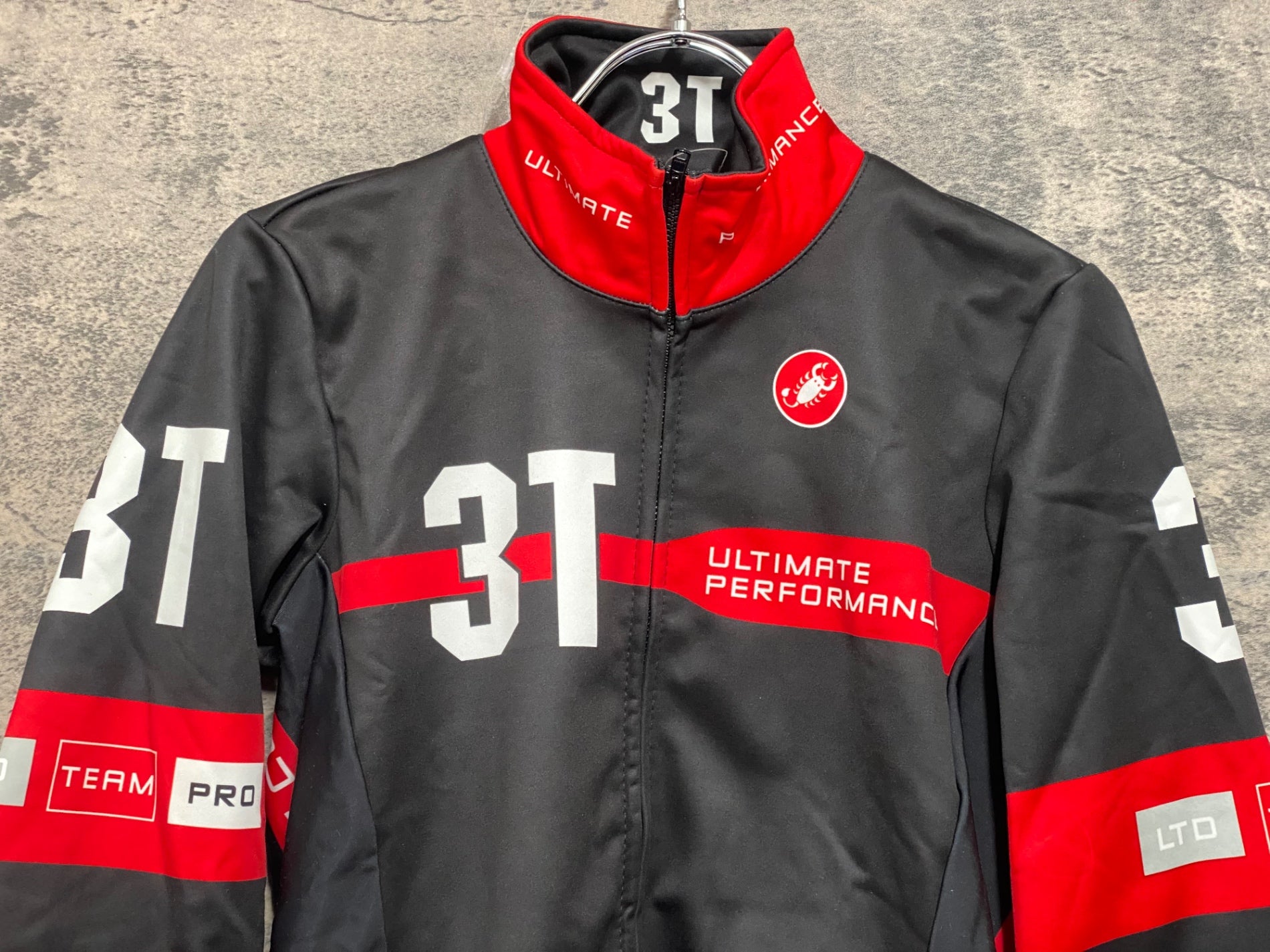 JV211 カステリ CASTELLI 長袖 サイクルジャケット 黒 赤 M 裏起毛 3T