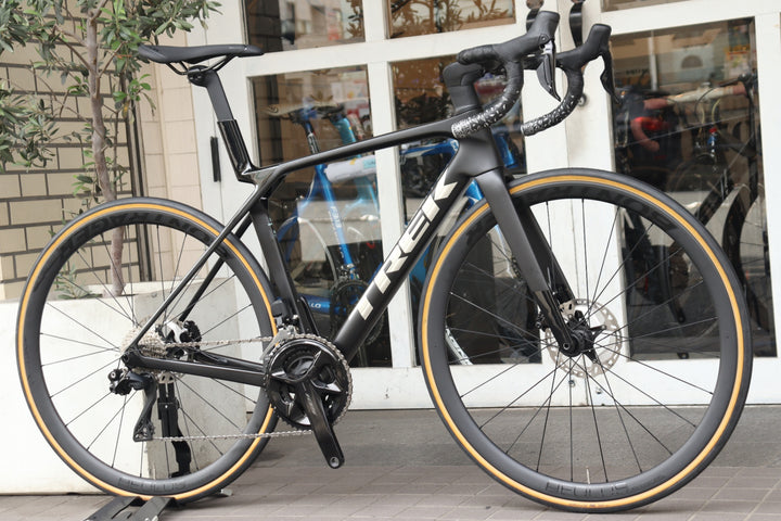 トレック TREK マドン MADONE SL6 GEN8 2025モデル Mサイズ シマノ 105 R7170 Di2 12S カーボン ロードバイク AEOLUS ELITE 35 【横浜店】
