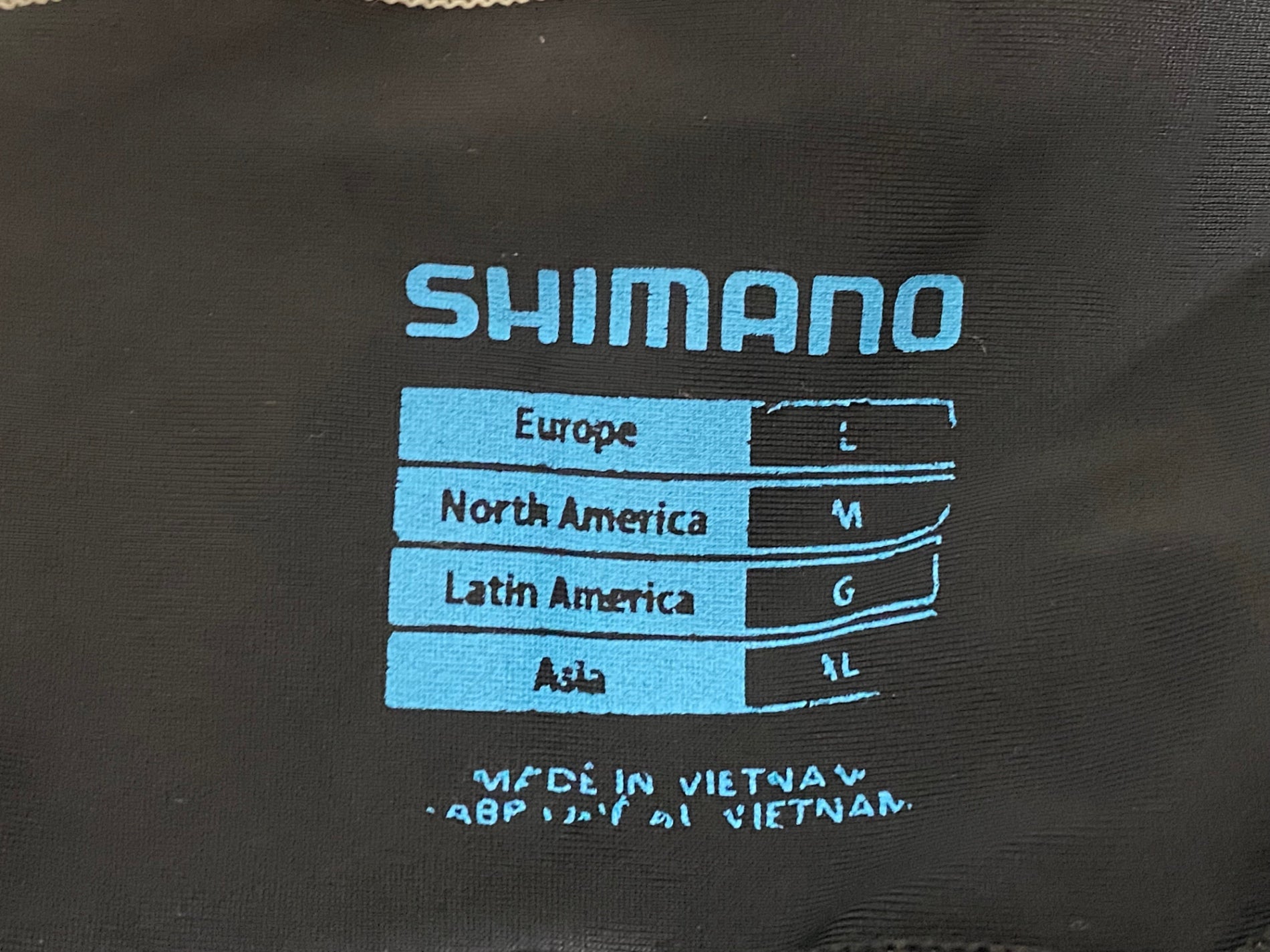 KF303 シマノ SHIMANO ビブショーツ 黒 XL – BICI AMORE ONLINE STORE