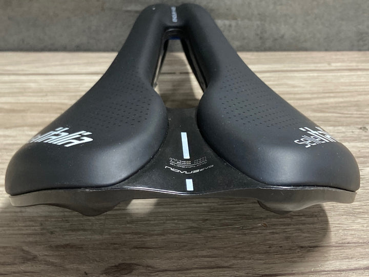 KF385 セライタリア selle italia NOVUS EVO ENDURANCE サドル 黒 145mm MANGANESEレール