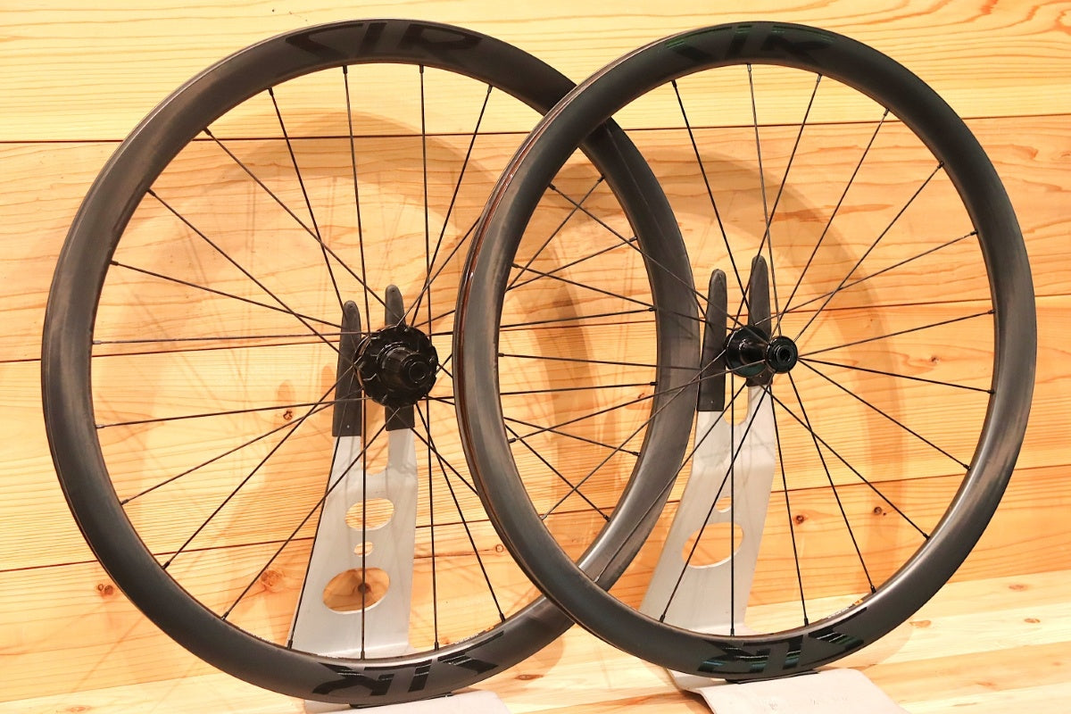 ジャイアント GIANT SLR 1 40 DB HOOKLESS WHELLSYSTEM カーボン