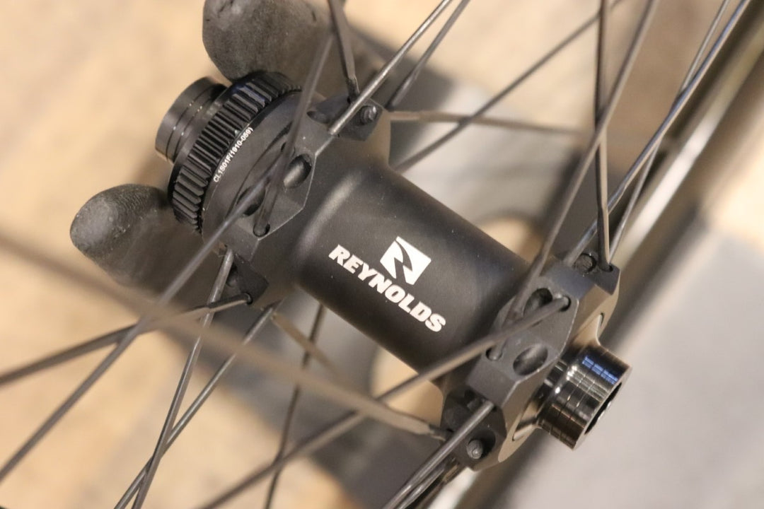 レイノルズ REYNOLDS AR58C DB カーボン チューブレスレディ ホイールセット シマノ 11/12S 【さいたま浦和店】