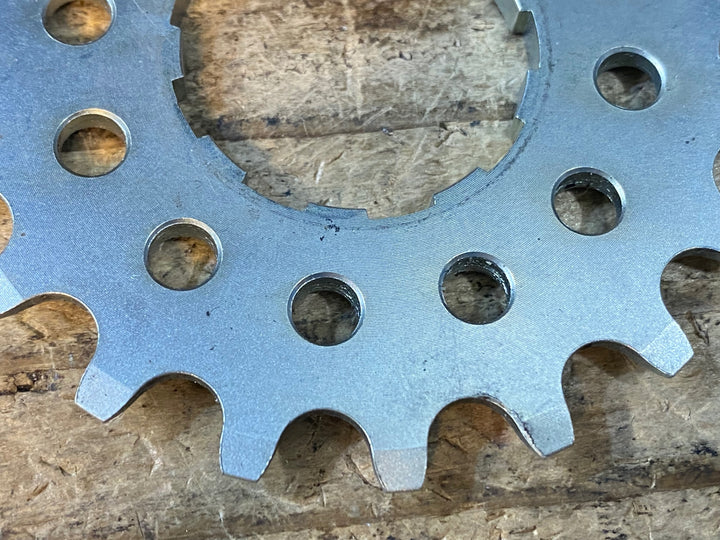 JX679 サーリー SURLY cassette cog フリー用 シングルコグ 3/32"x19t