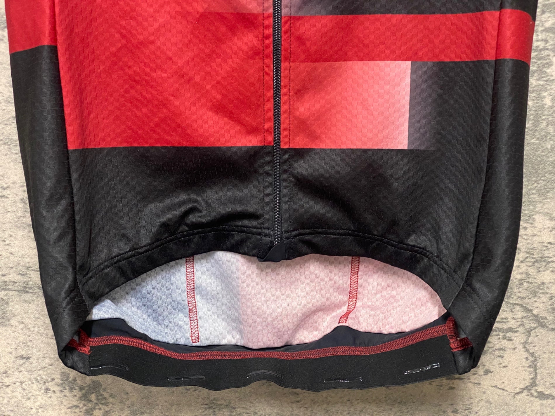 KA904 アソス ASSOS 半袖 サイクルジャージ 赤 黒 S Alfa Romeo F1