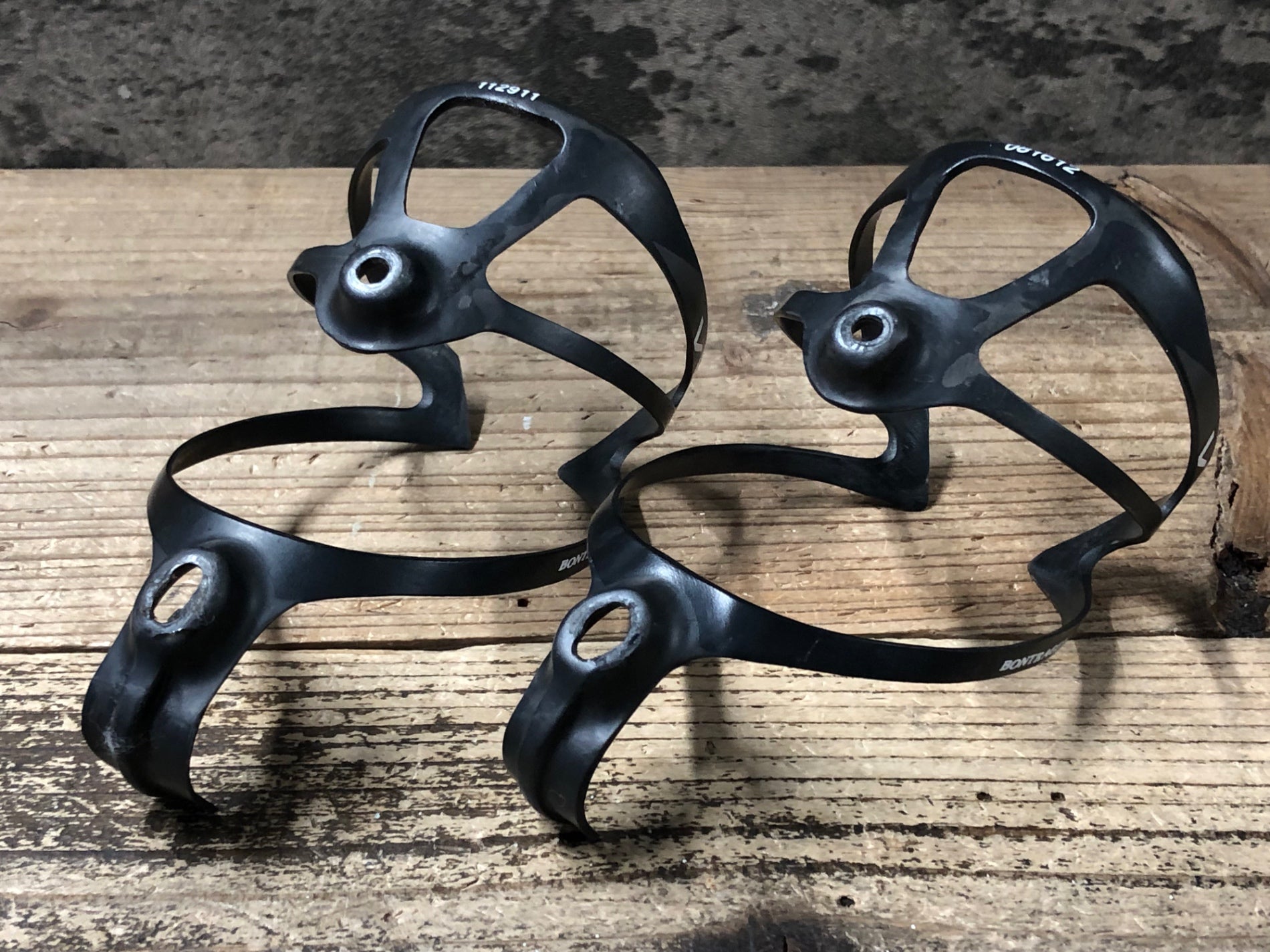 JW246 ボントレガー BONTRAGER XXX カーボン ボトルケージ 2個セット