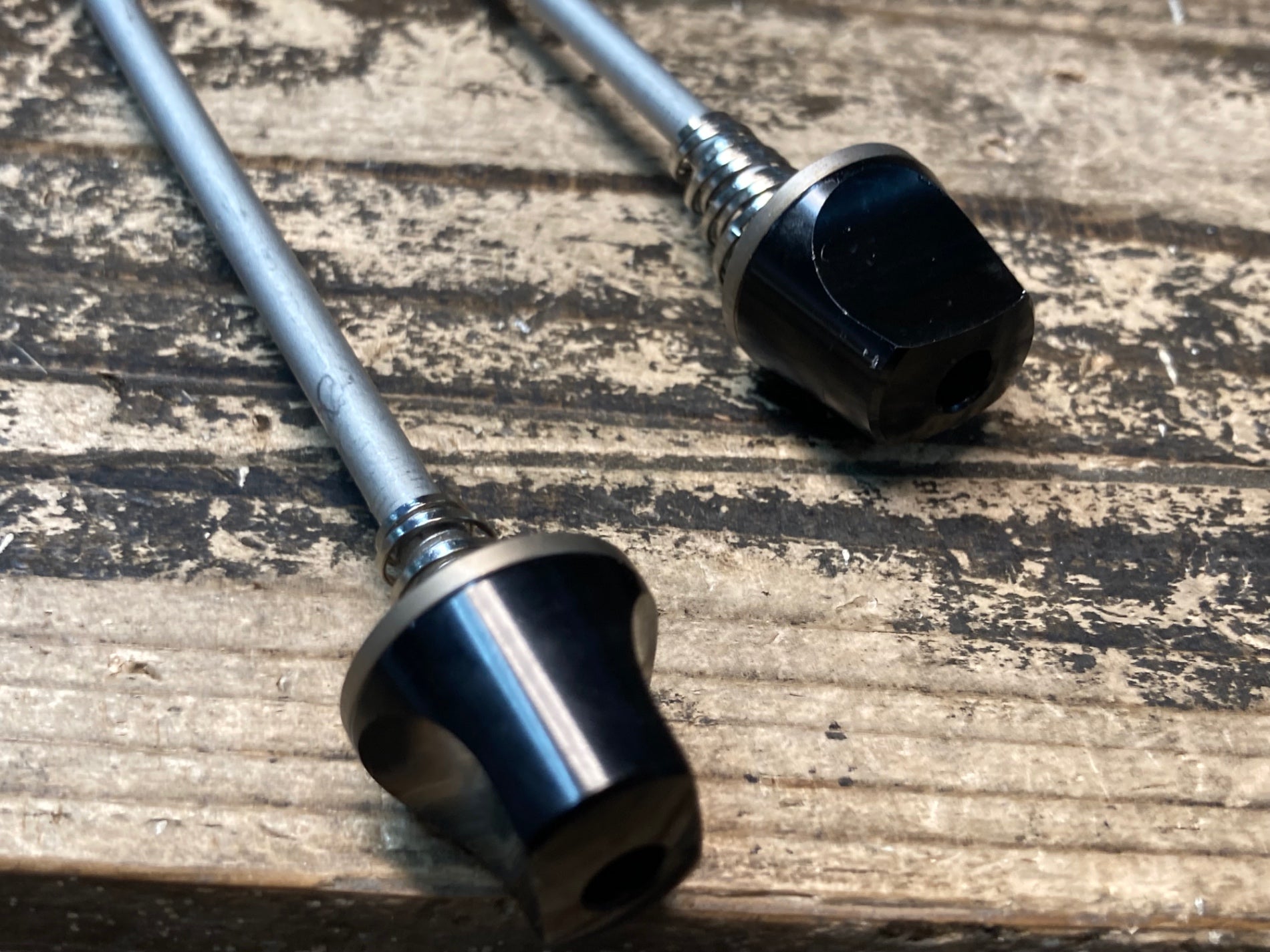 JF574 DT SWISS RWS スキュワー クイックリリース 100mm/130mm ロード