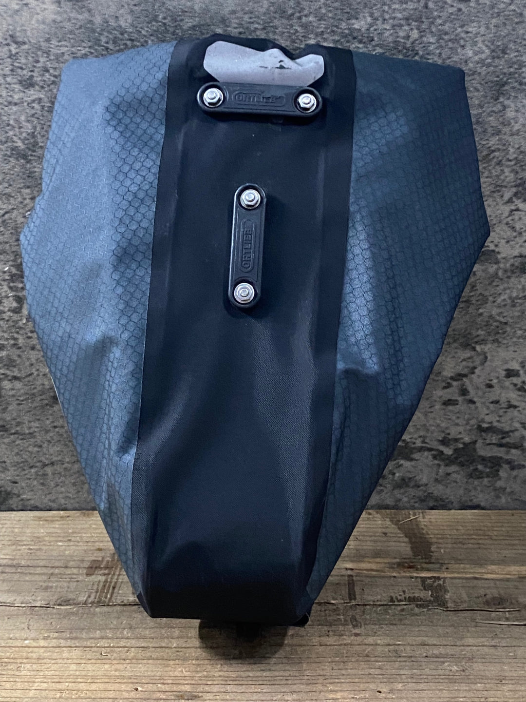 KN375 オルトリーブ ORTLIEB サドルバッグ 黒