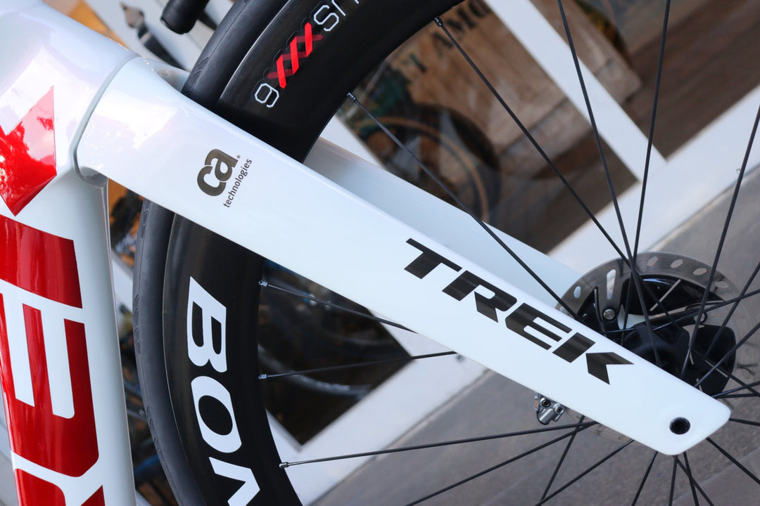 トレック TREK マドン MADONE SLR DISC GEN6 P1 2019モデル 52サイズ スラム レッド ETAP AXS 12S カーボン ロードバイク 【横浜店】