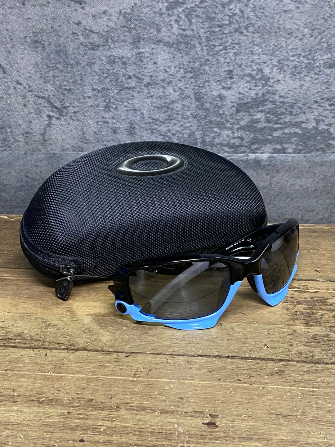 JN145 オークリー OAKLEY Racing Jacket サングラス アイウェア 黒 水色 レンズブラック
