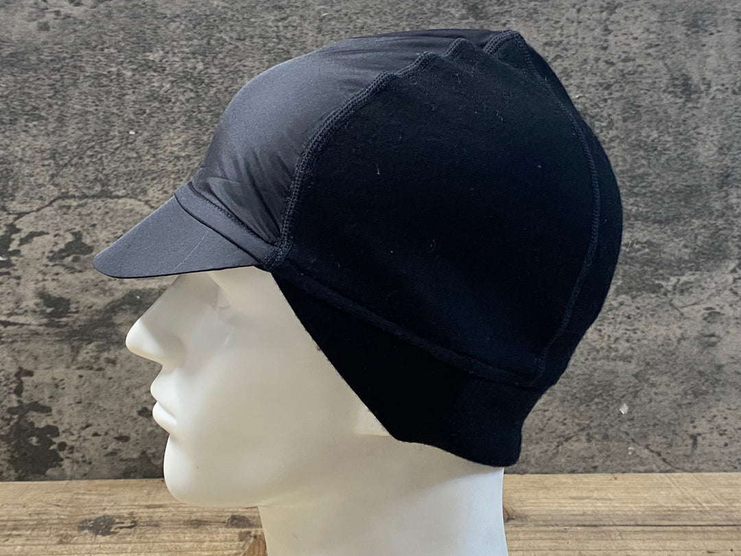 JZ112 ラファ Rapha PEAKED MERINO HAT サイクルキャップ 黒 ONE SIZE