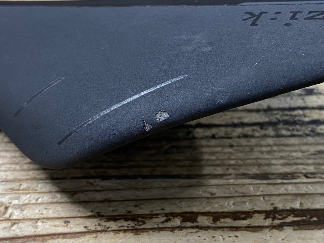 JY950 フィジーク fizik アリオネ ARIONE 00 MOBIUS サドル 黒 カーボンレール