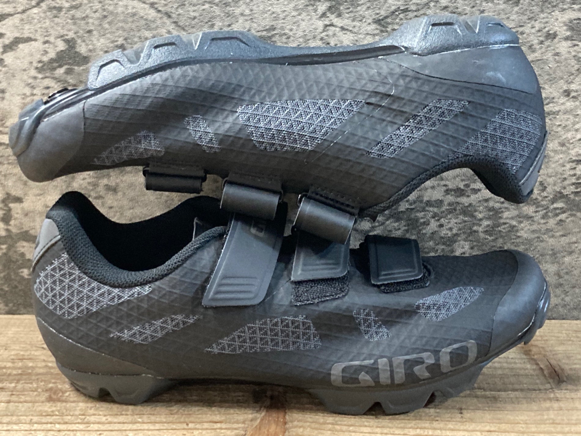 KF845 ジロ GIRO REV ビンディングシューズ 黒 SPD 2穴 EU41 – BICI