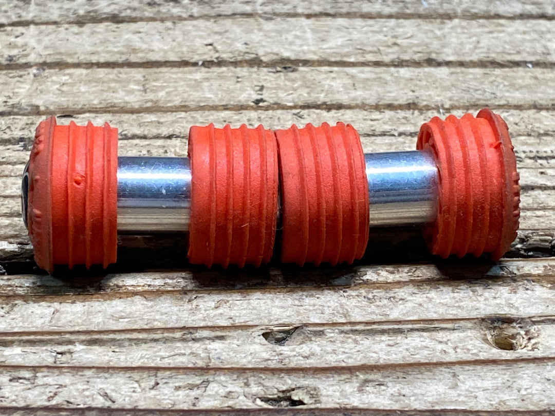JE512 ボントレガー BONTRAGER バズキル BZZZKILL バーエンドキャップ 赤