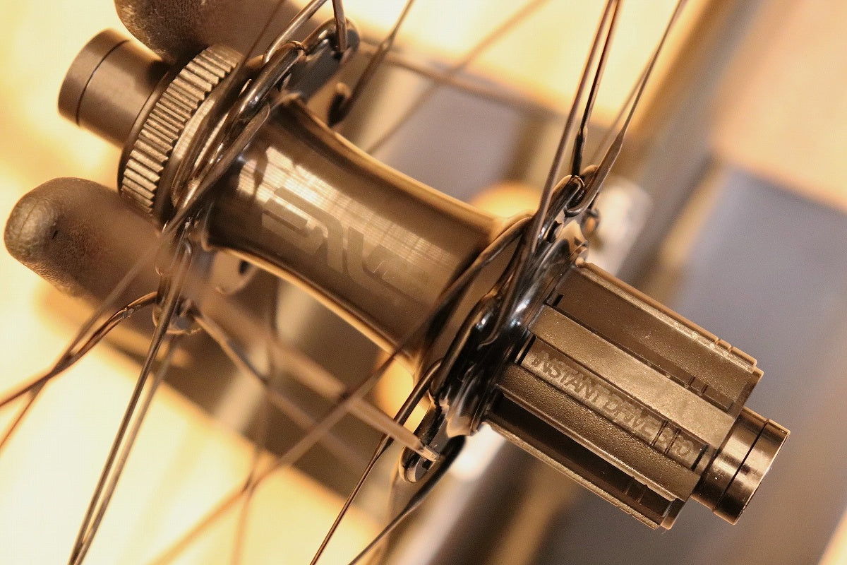 エンヴィ ENVE SES 5.6 DISC カーボン チューブレスレディ ホイール